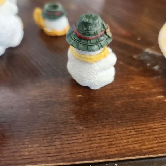 International Trading Co Mini Snowman Teapot Set with Yellow and Green Accents - Picture 12 of 16